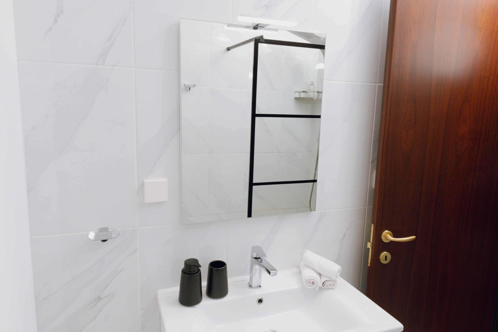 Seaside "Stone & Light Villa Ii" Close To Aegina City Khloi Exterior foto